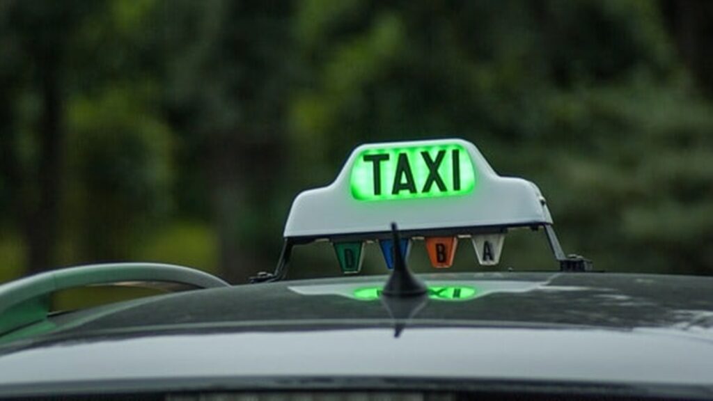 Taxi